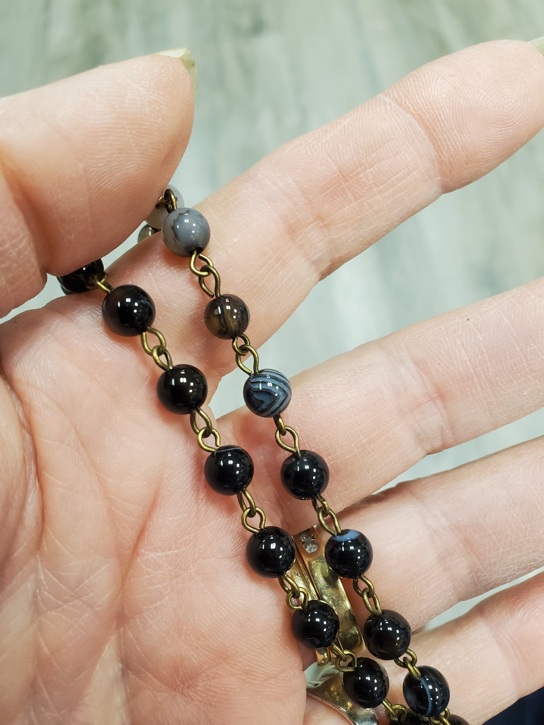 AGATE BEADED CHAIN