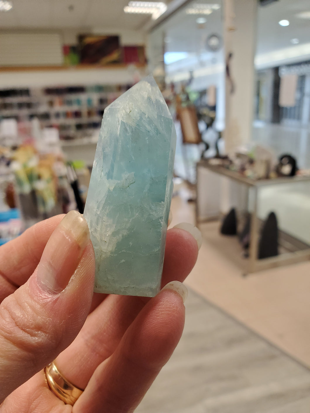 AQUAMARINE POINT