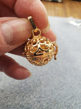 Load image into Gallery viewer, 304 STAINLESS CAGE PENDANT
