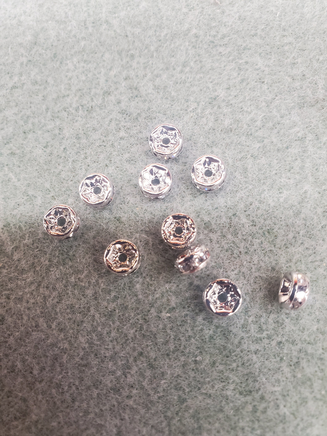 BRASS CRYSTAL RONDELLE AAA 6X3MM