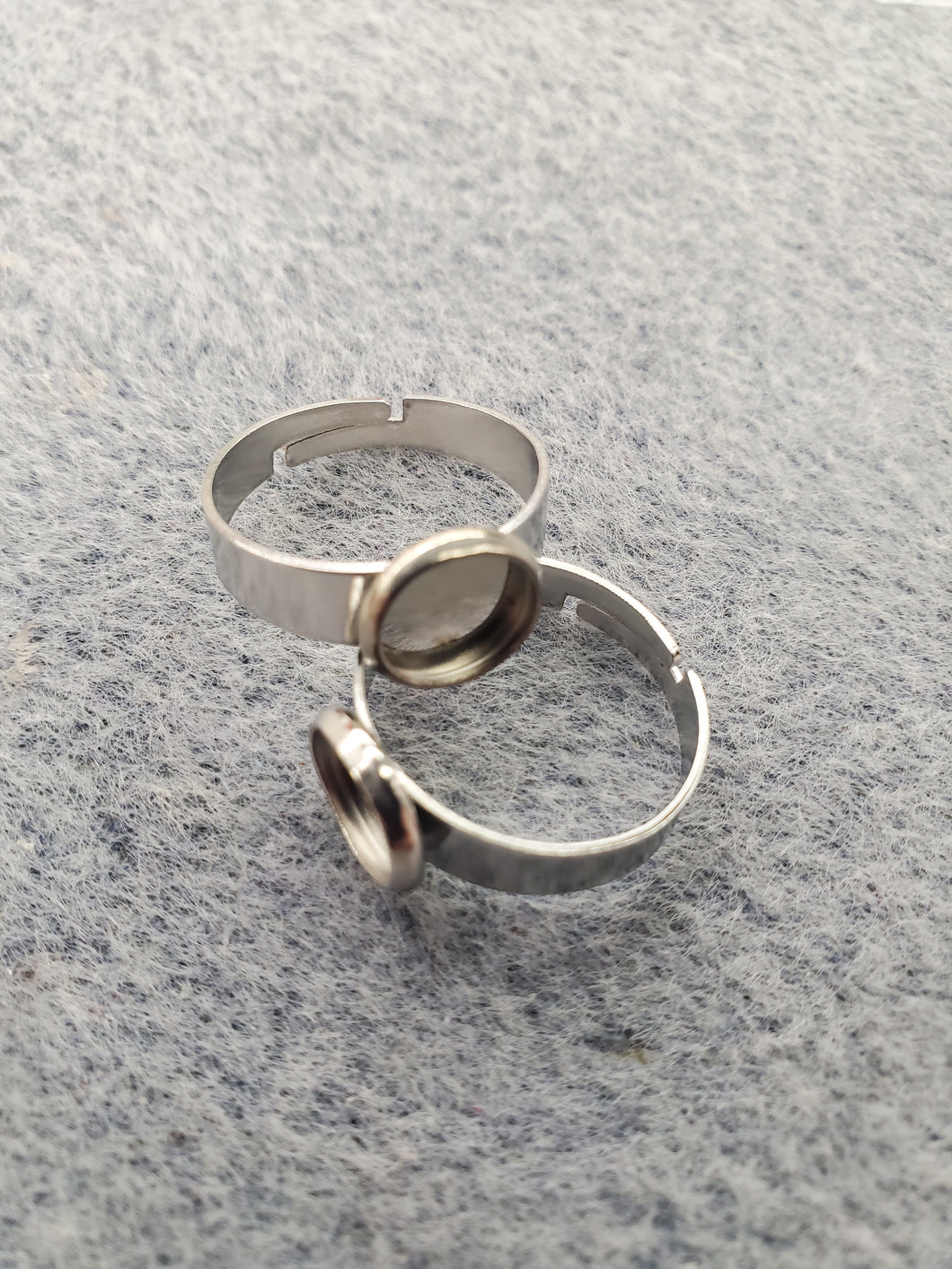 304 STAINLESS RING SETTING SIZE 7