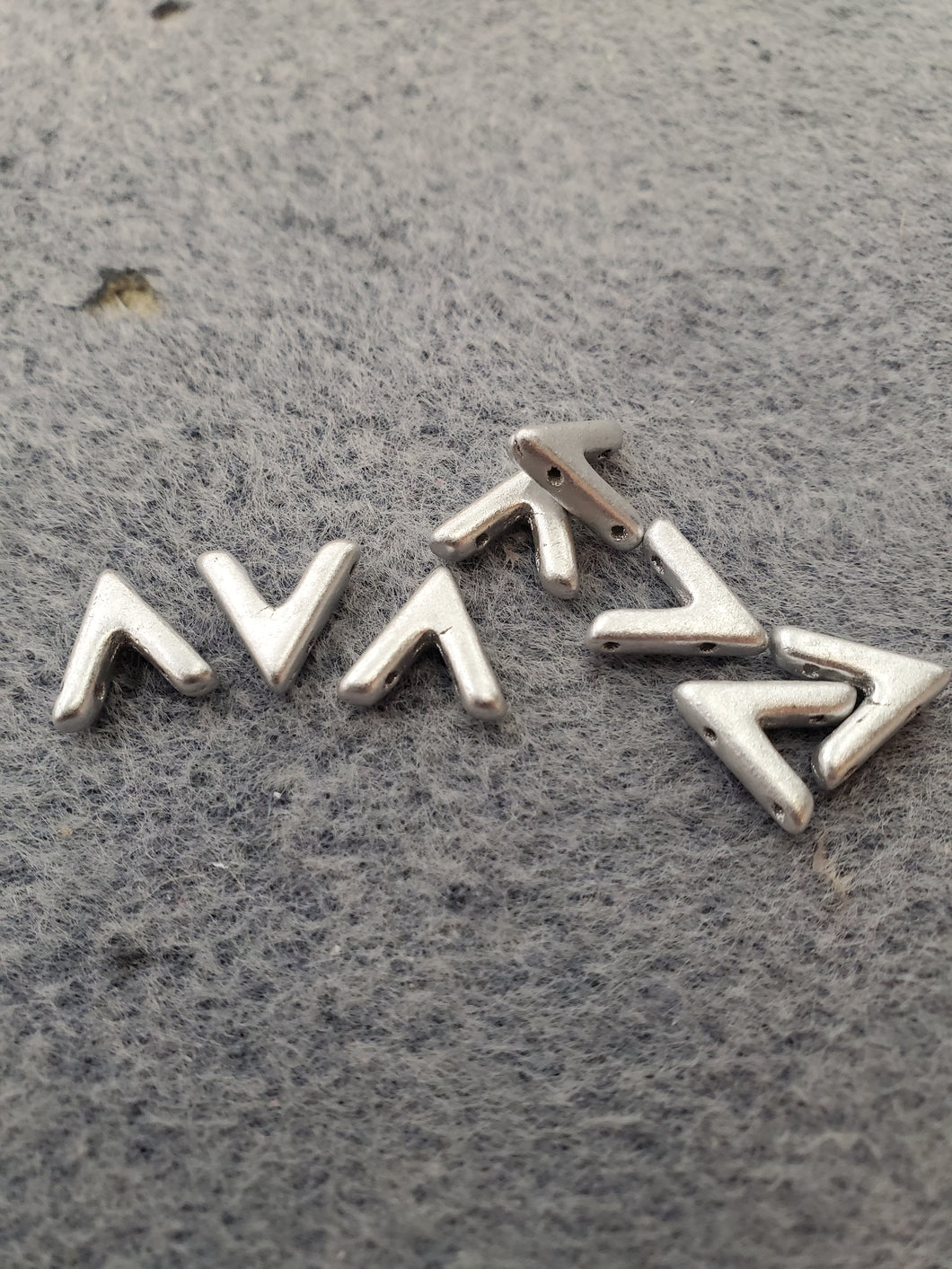 AVA BEADS 10X4MM