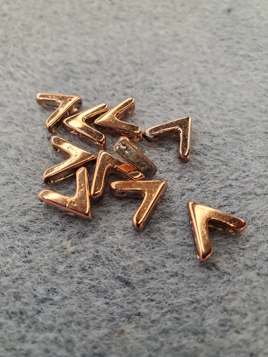 AVA BEADS 10X4MM