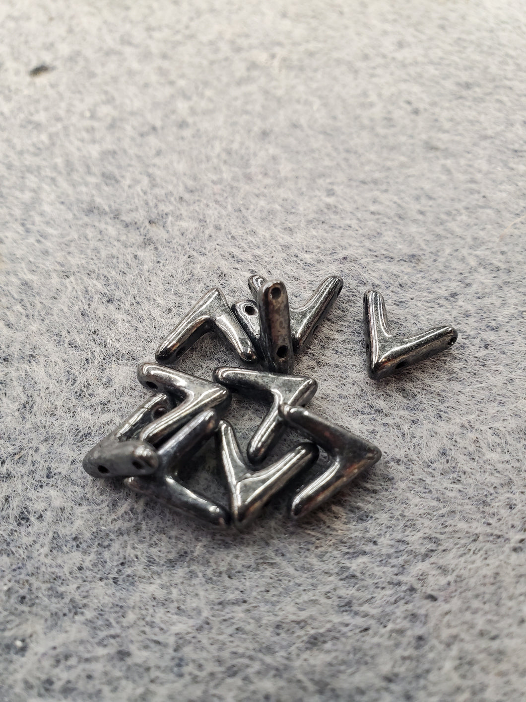 AVA BEADS 10X4MM