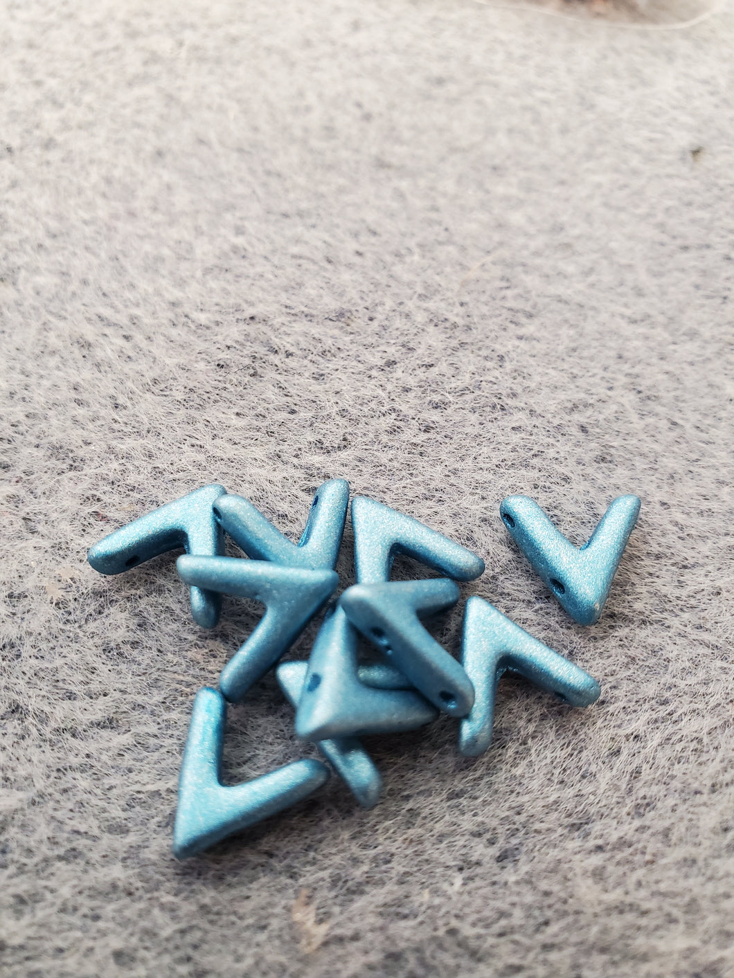 AVA BEADS 10X4MM
