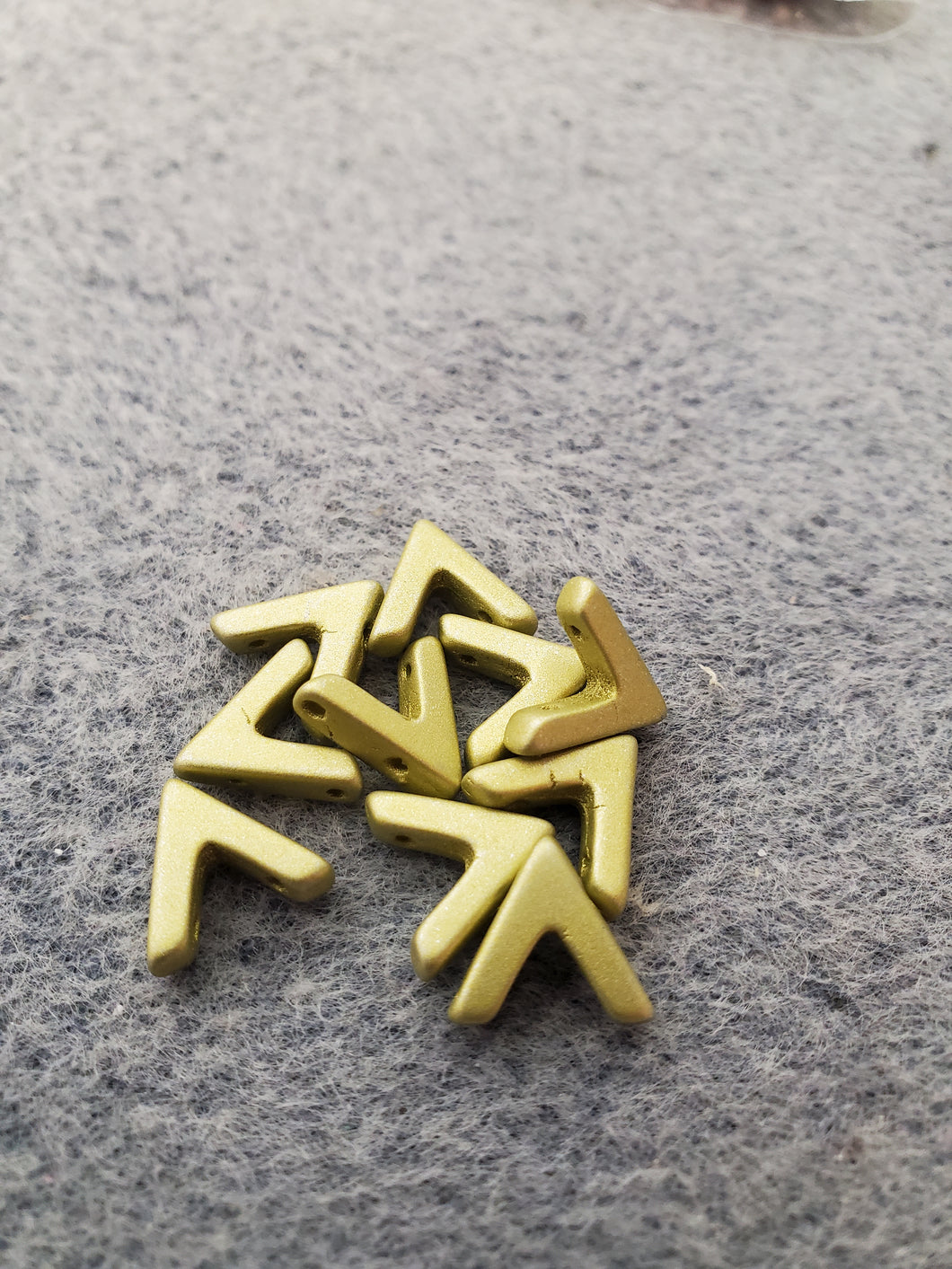 AVA BEADS 10X4MM