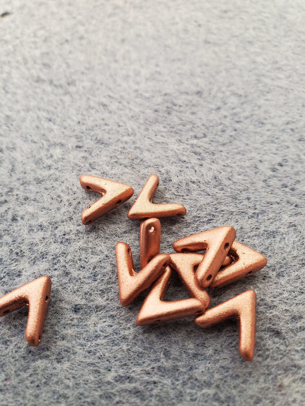 AVA BEADS 10X4MM