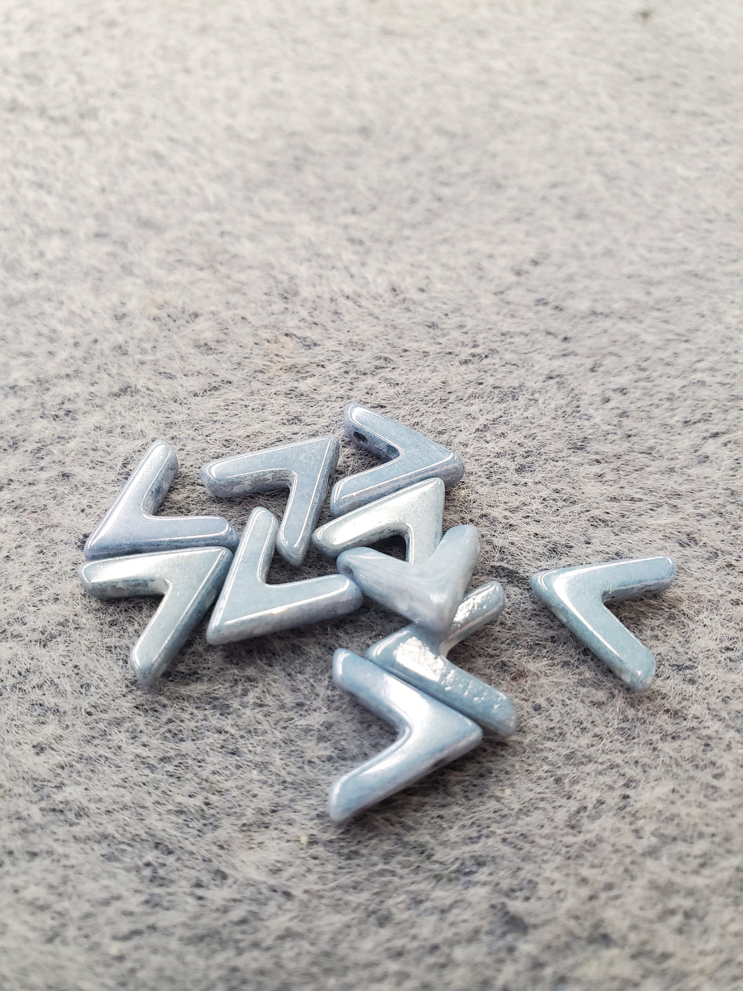 AVA BEADS 10X4MM