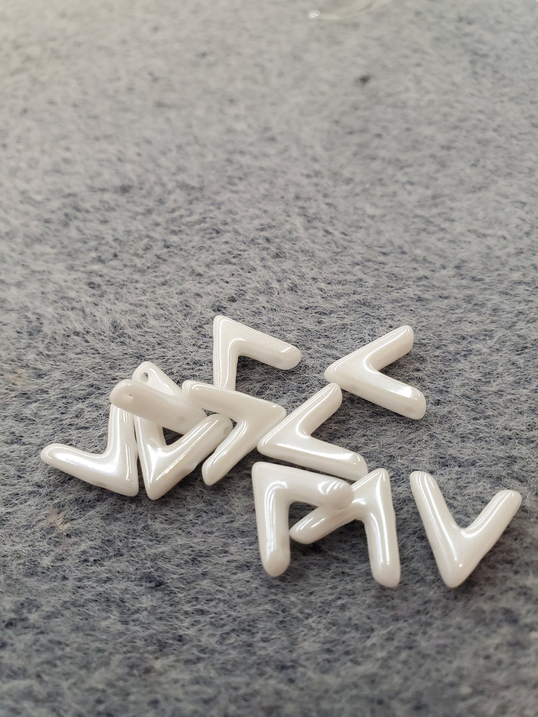 AVA BEADS 10X4MM