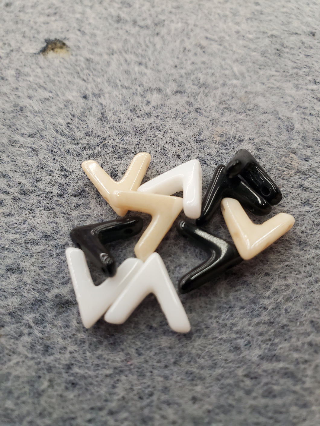 AVA BEADS 10X4MM