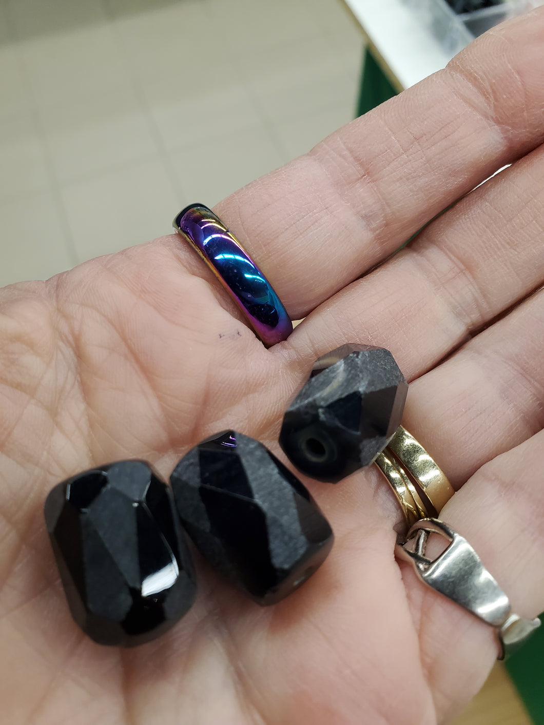AGATE FACETED COLUMN 20X14MM