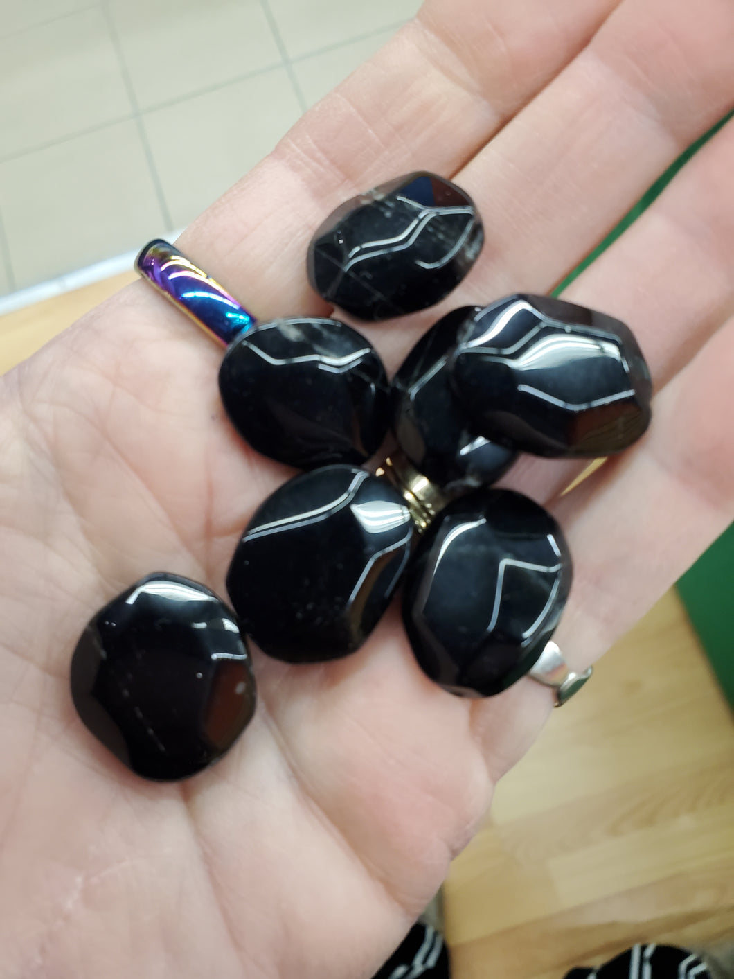 AGATE FACETED OVAL 22-24X16-20X8-9MM