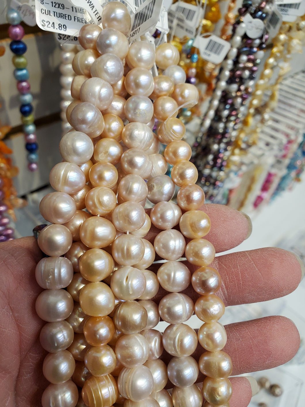 CULTURED FRESHWATER PEARL 8-12X9-11MM