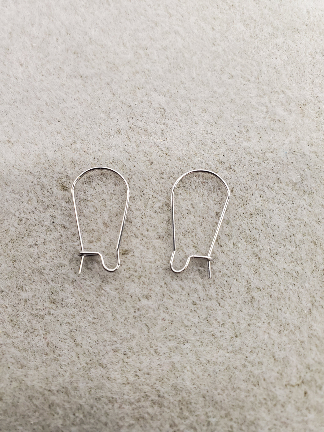 304 STAINLESS EAR HOOK KIDNEY