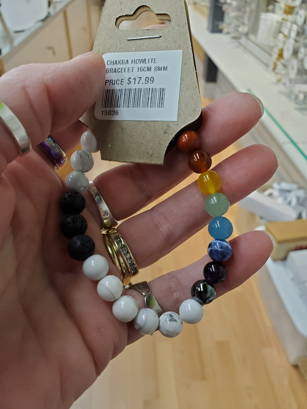CHAKRA HOWLITE BRACELET