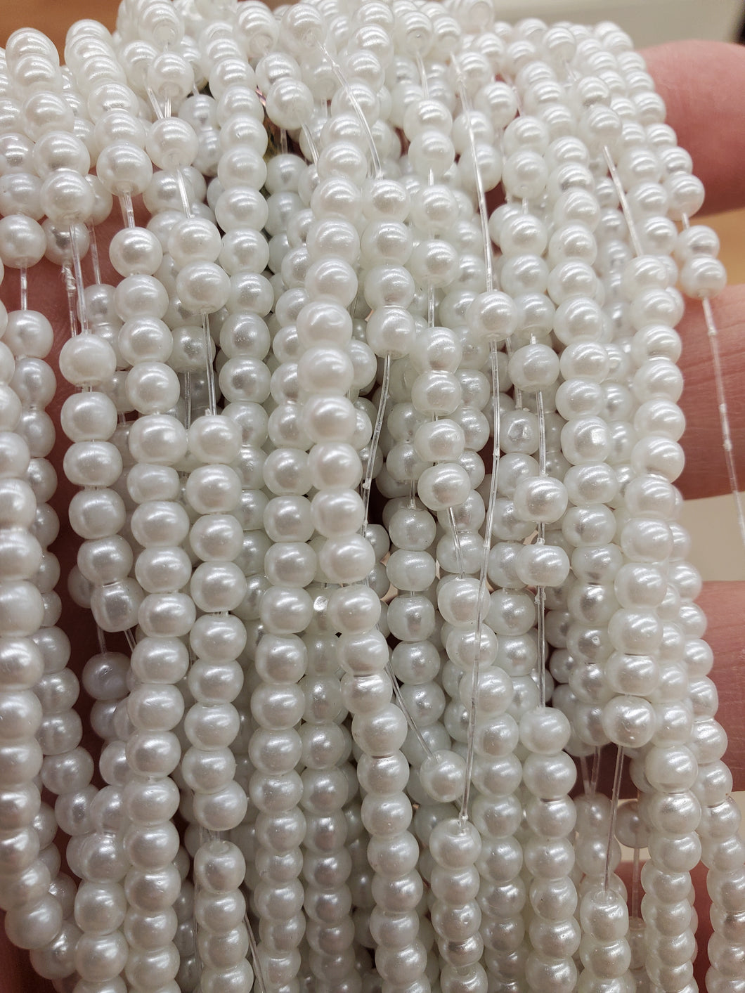 GLASS PEARL 3MM PEARLIZED