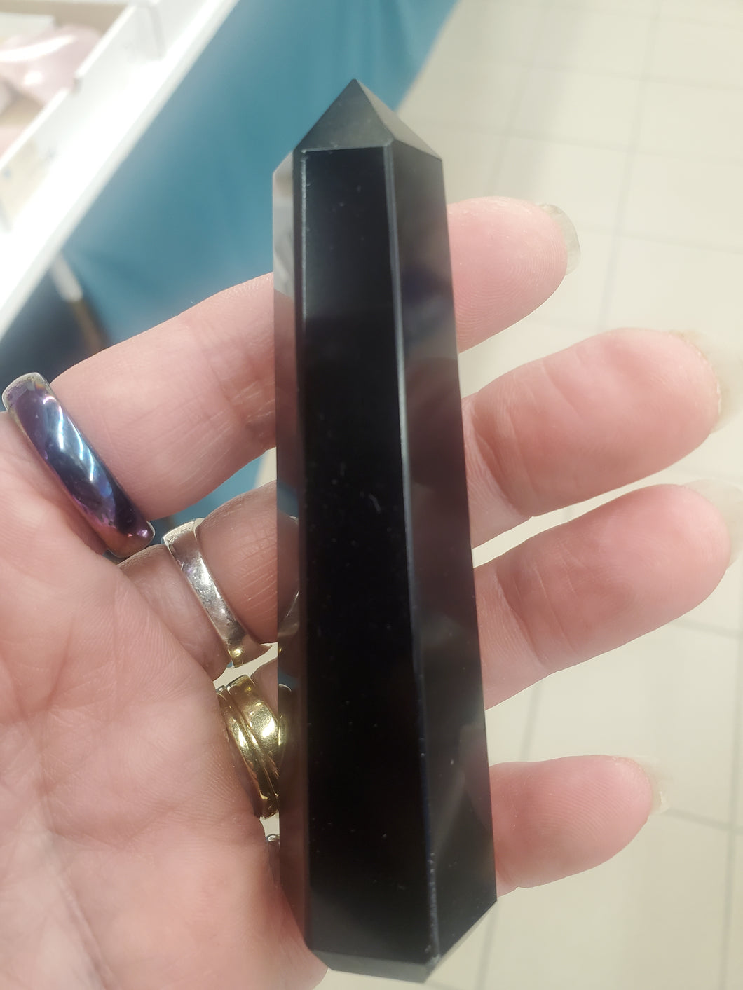 OBSIDIAN POINT