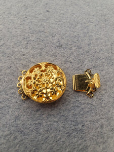 MULTI-STRAND BOX CLASP