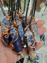 Load image into Gallery viewer, SODALITE PENDANT
