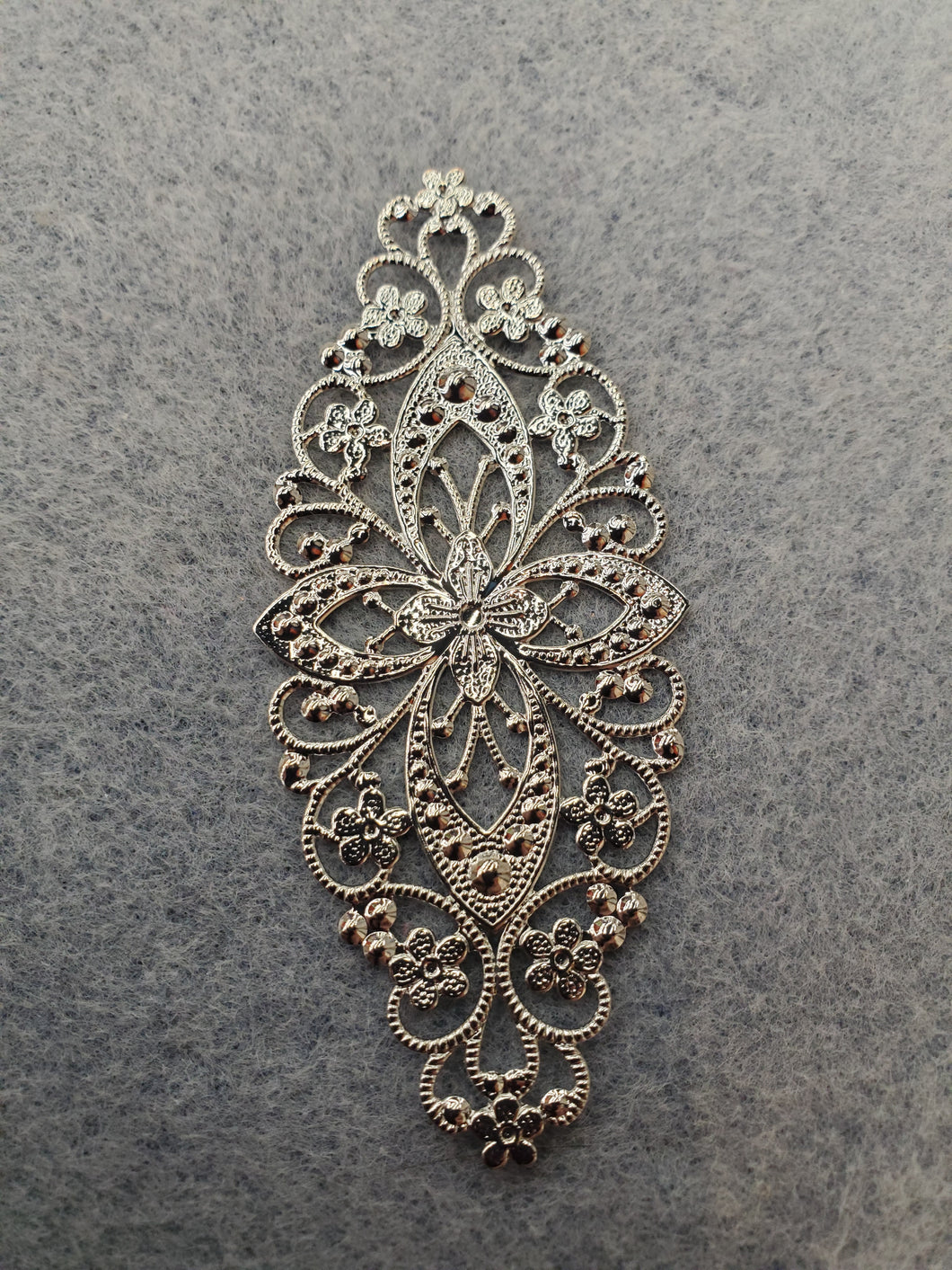 BRASS FILIGREE JOINER FLOWER