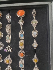 GEMSTONE RING SIZE 6-10 PETITE