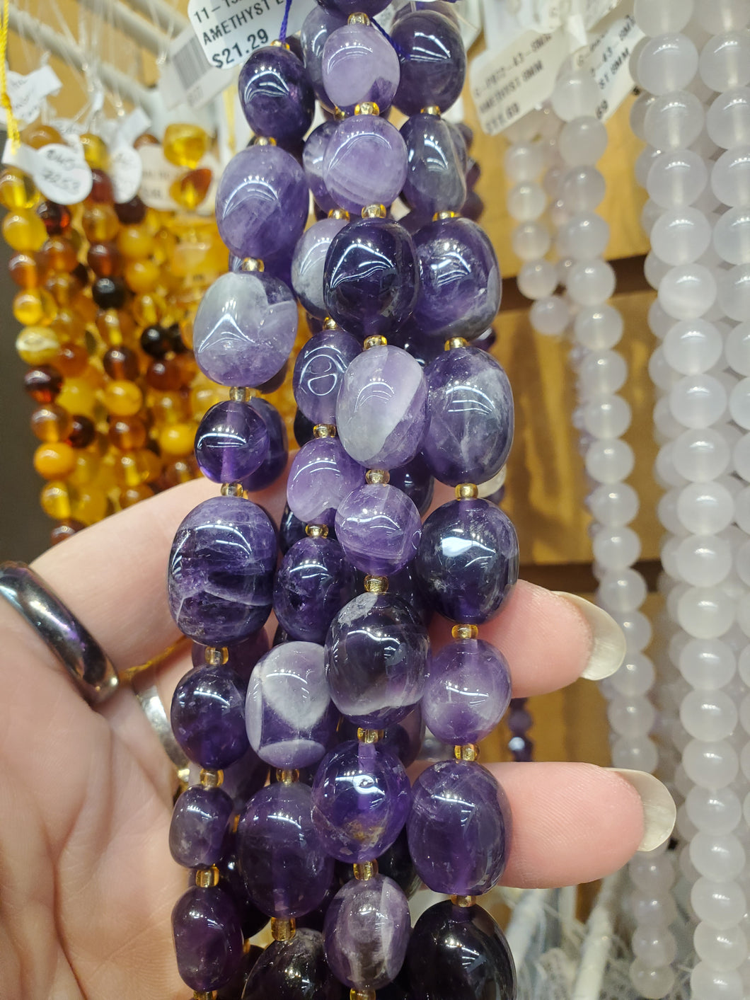 AMETHYST EGG SHAPE 11-15X8-13MM