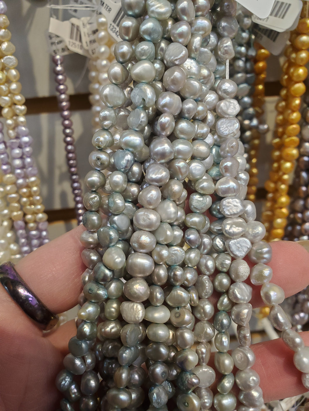 BAROQUE FRESHWATER PEARL 6MM