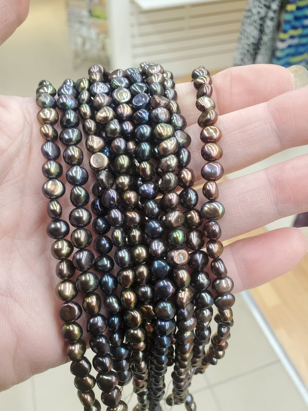 BAROQUE FRESHWATER PEARLS 5-6MM