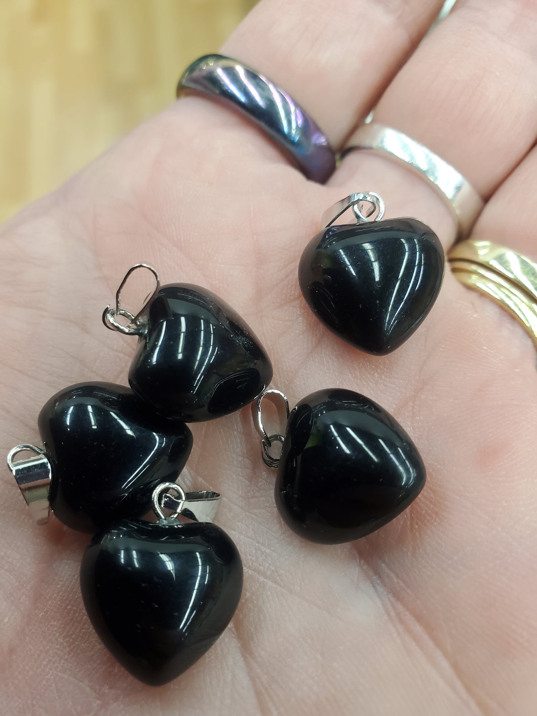 BLACK AGATE HEART PENDANT