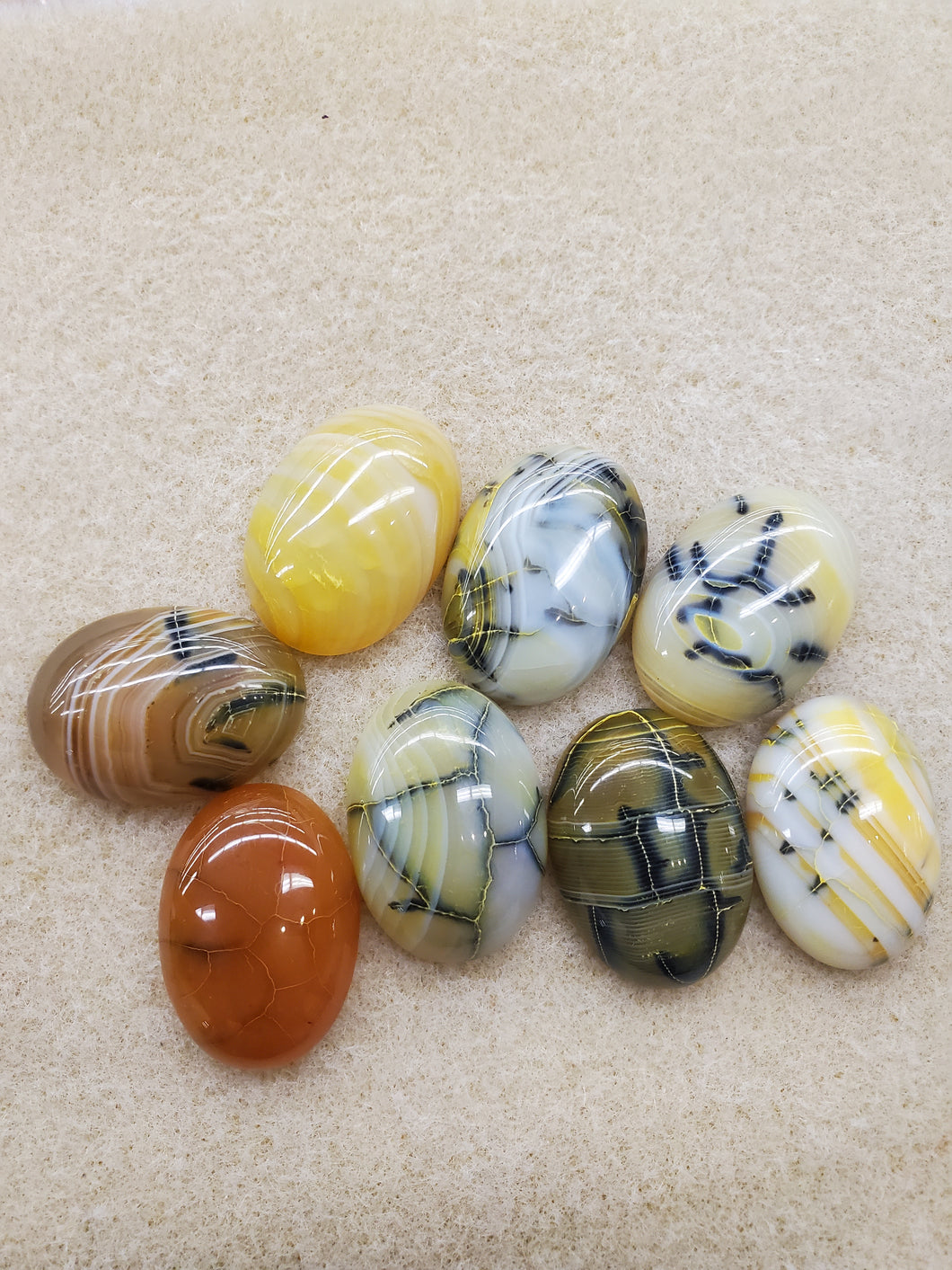 DRAGON VEINS AGATE CABOCHON
