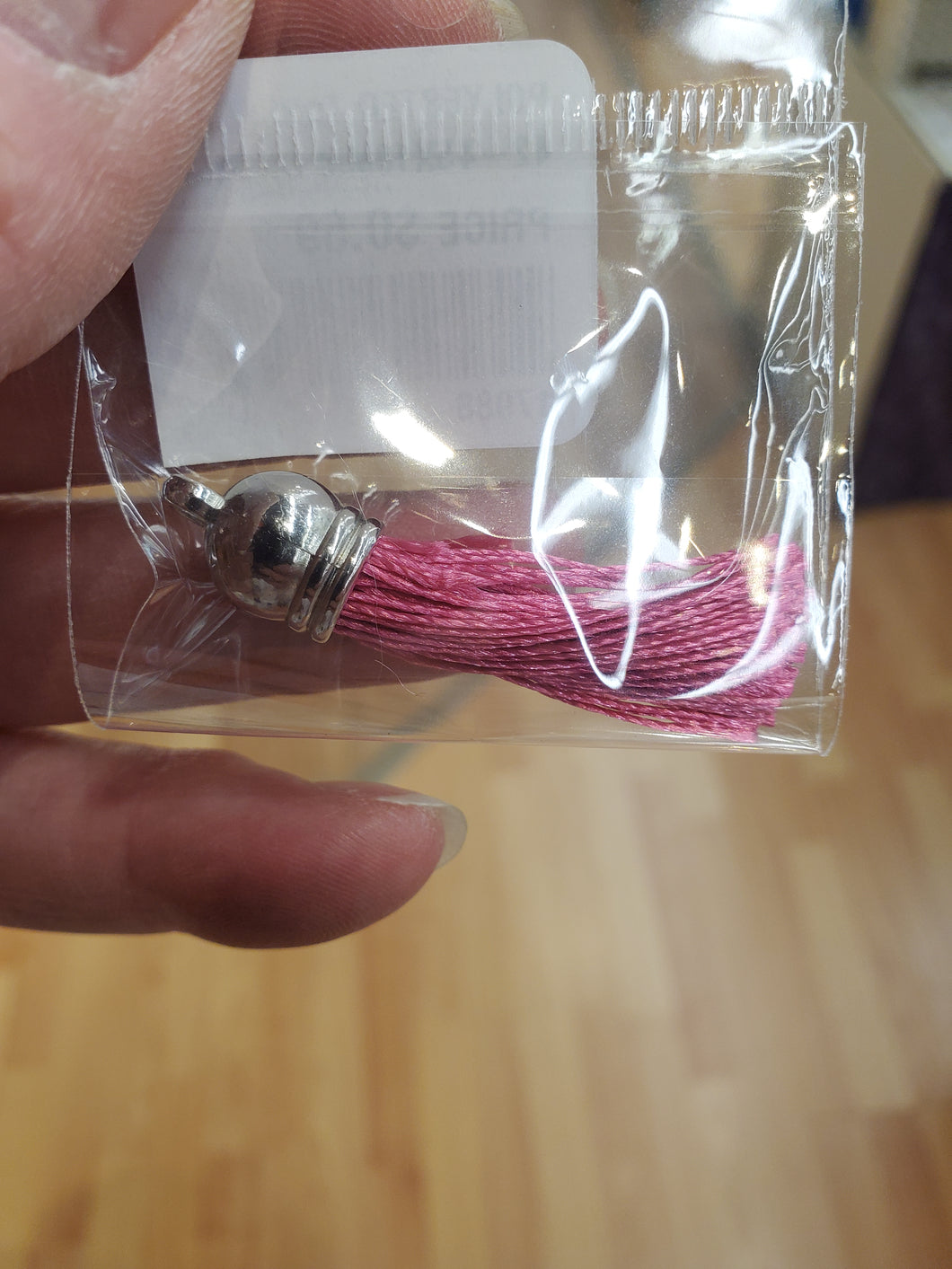 POLYESTER TASSEL