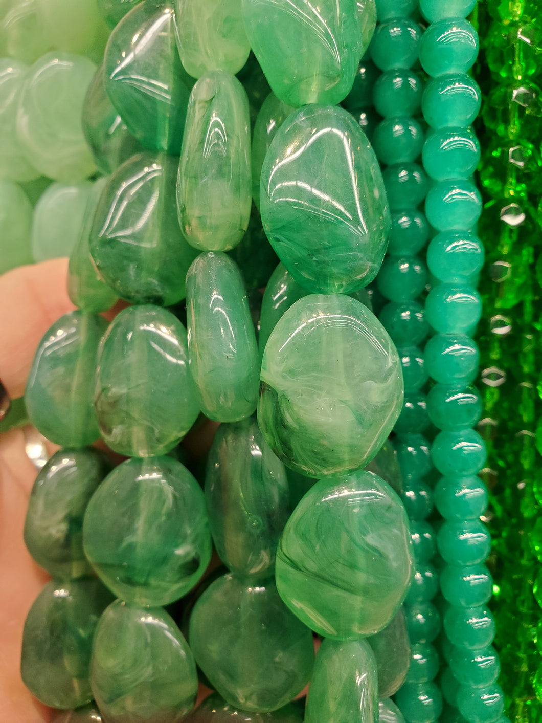 ACRYLIC NUGGET 24-25X18-19X9-10MM