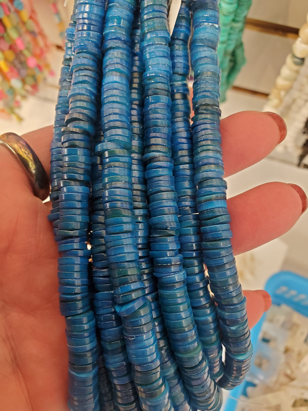 FRESHWATER SHELL HEISHI 8X1MM
