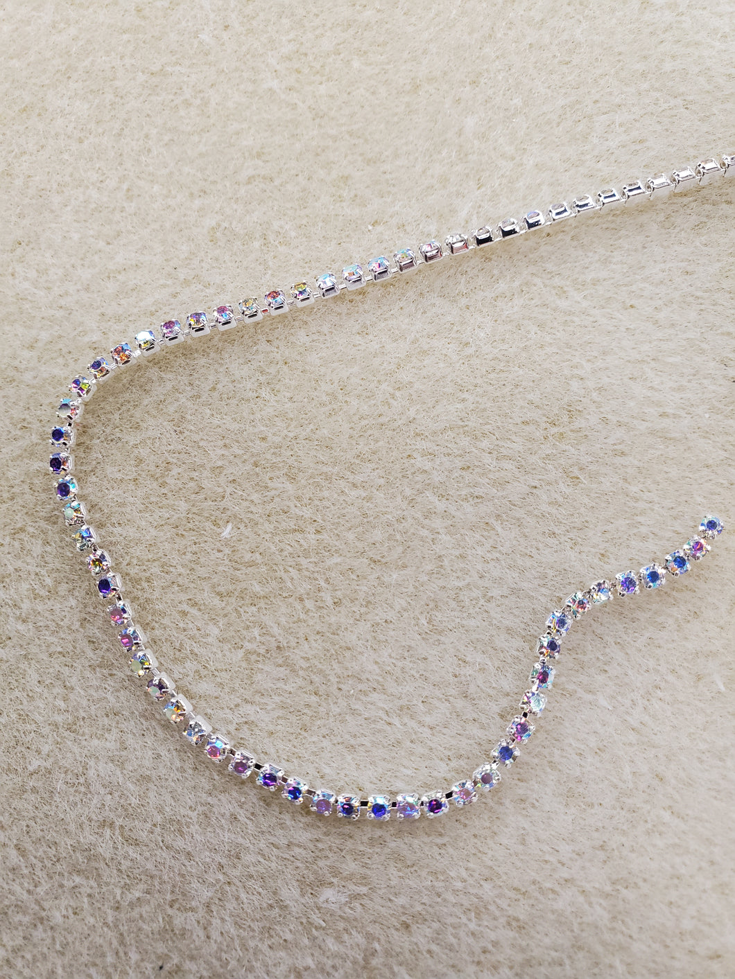 BRASS RHINESTONE CUP CHAIN
