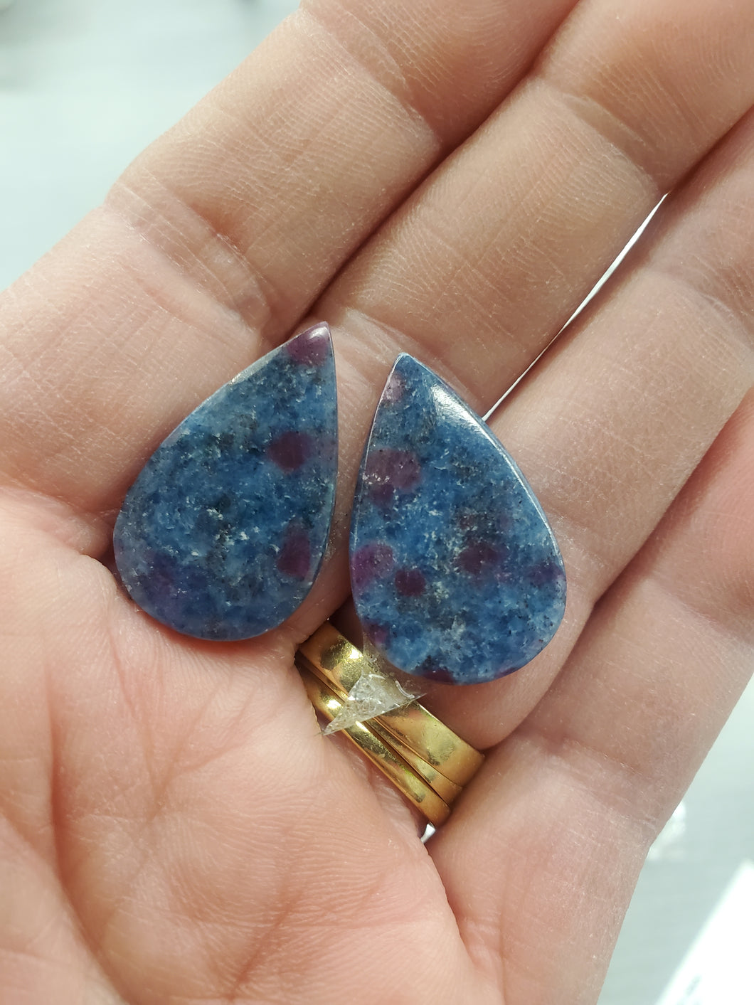 RUBY IN KYANITE CABOCHON