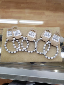 HOWLITE BRACELET