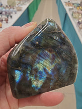 Load image into Gallery viewer, LABRADORITE FREEFORM
