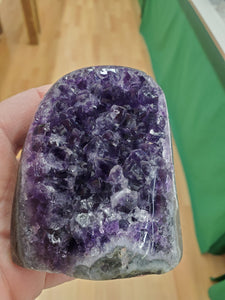 AMETHYST CUT BASE