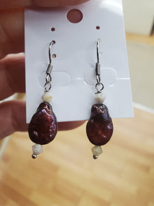 FRESHWATER PEARL EARRINGS