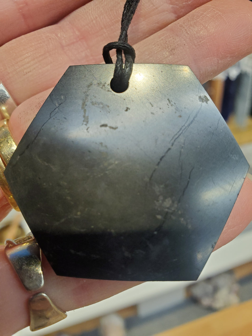SHUNGITE PENDANT HEXAGON
