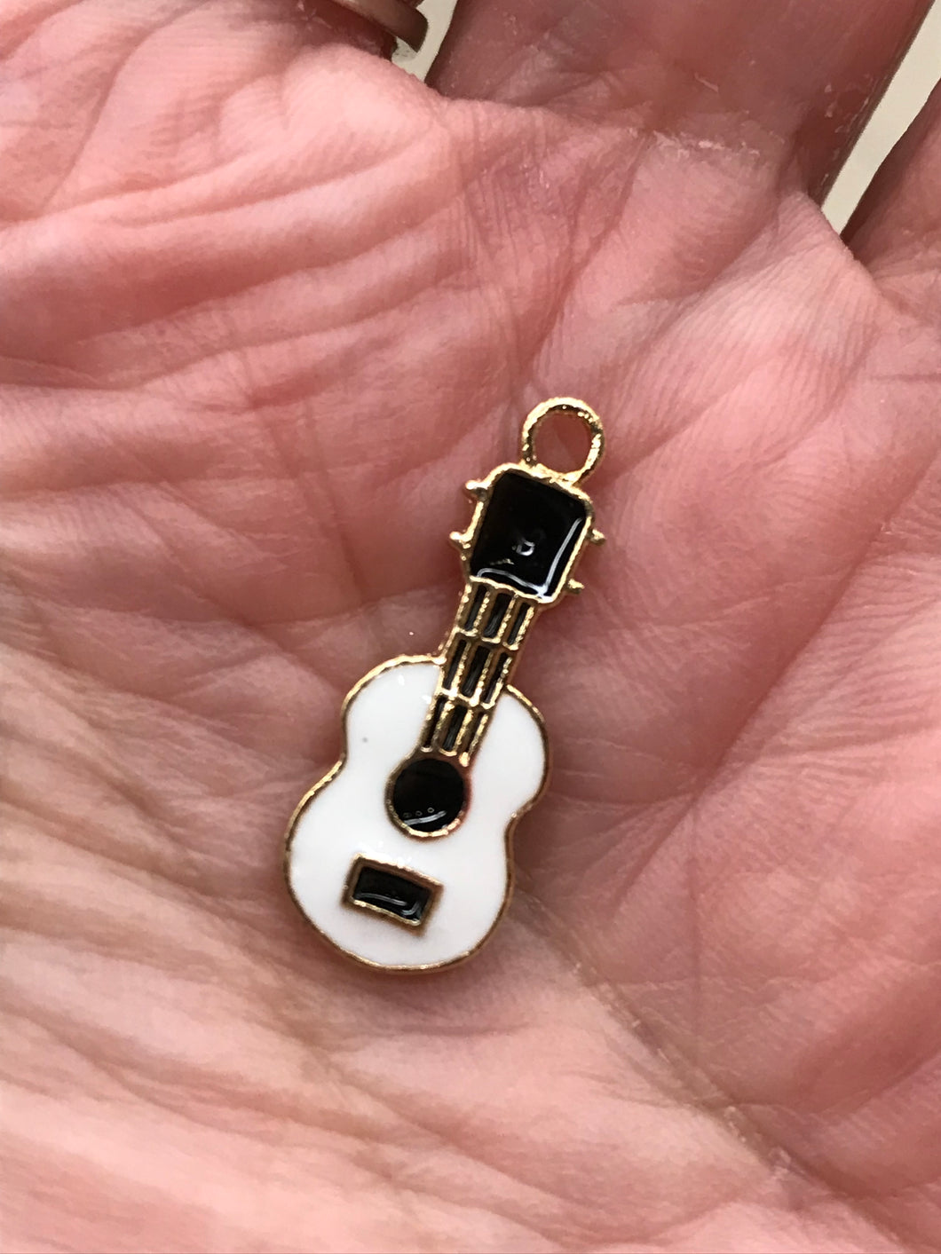 ENAMEL GUITAR CHARM