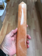 Load image into Gallery viewer, ORANGE TWIST CALCITE TOWER POINT
