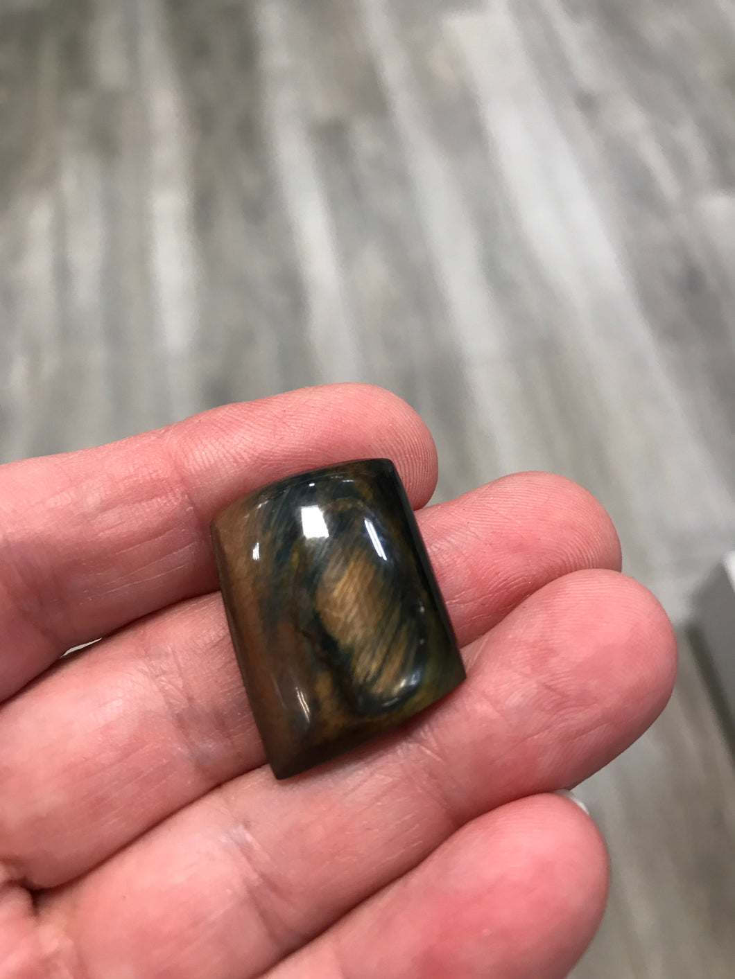 CABOCHON TIGER EYE