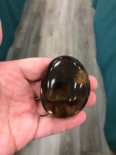 Load image into Gallery viewer, SMOKY QUARTZ GALLET/PALM STONE
