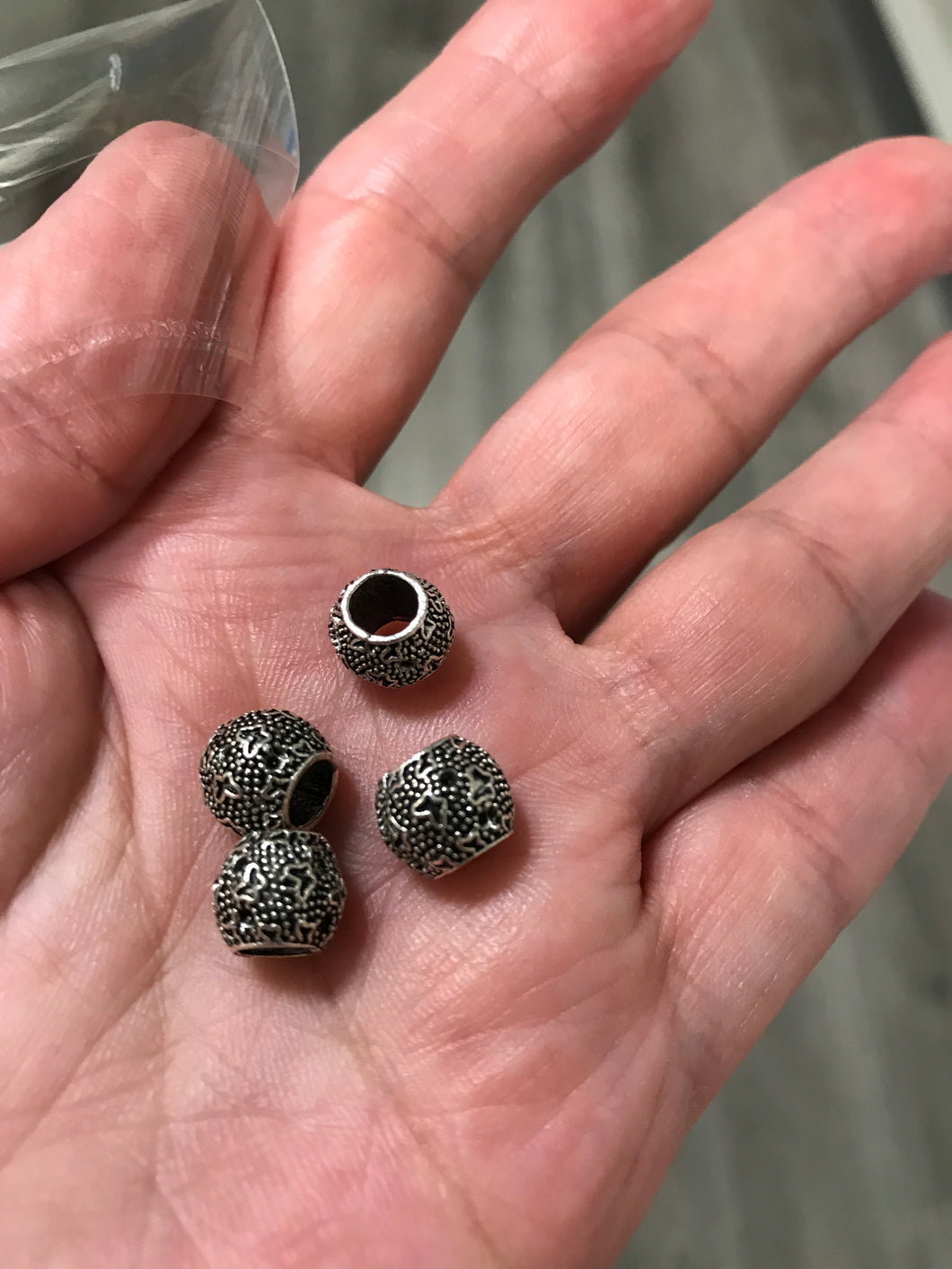 SPACER LG HOLE