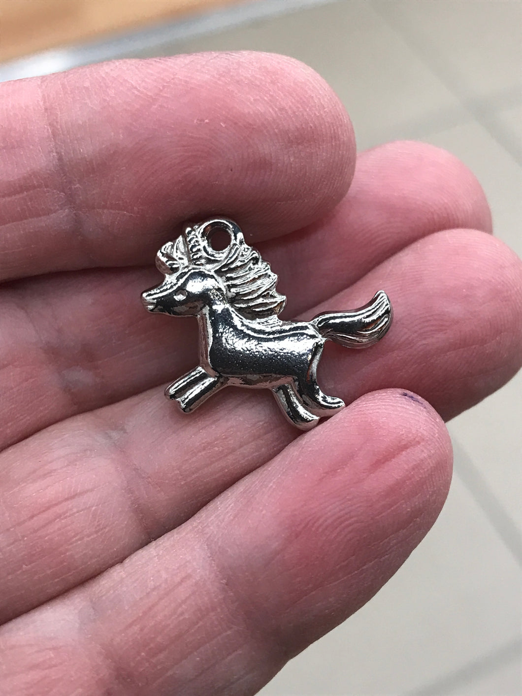 304 STAINLESS CHARM UNICORN