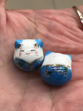 Load image into Gallery viewer, PORCELAIN LUCKY CAT
