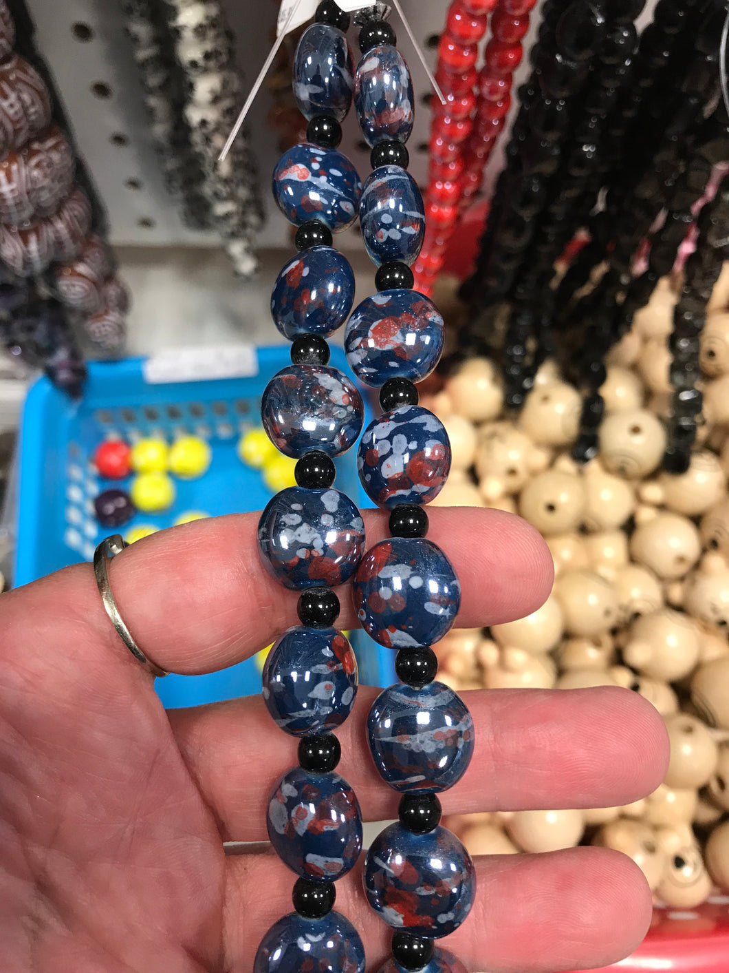 PORCELAIN BEADS