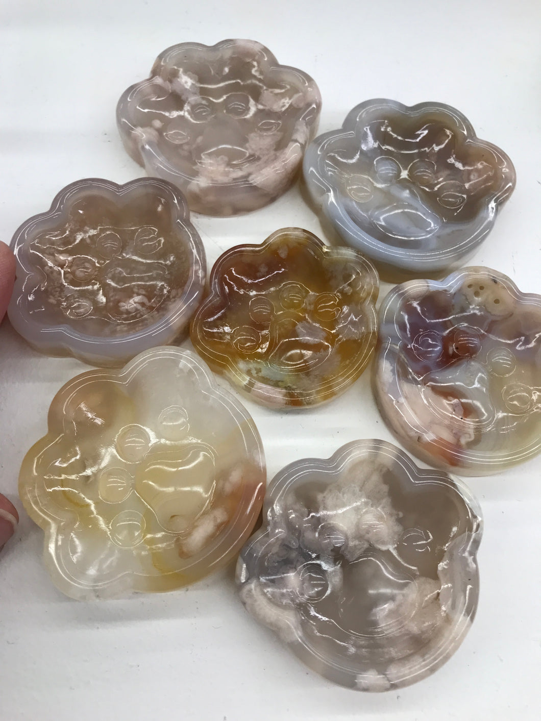 FLOWER AGATE BOWL PAW PRINT