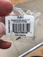 Load image into Gallery viewer, REPLACEMENT NYLON JAW
